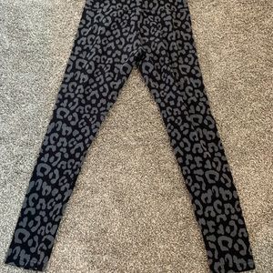 Cheetah print leggings